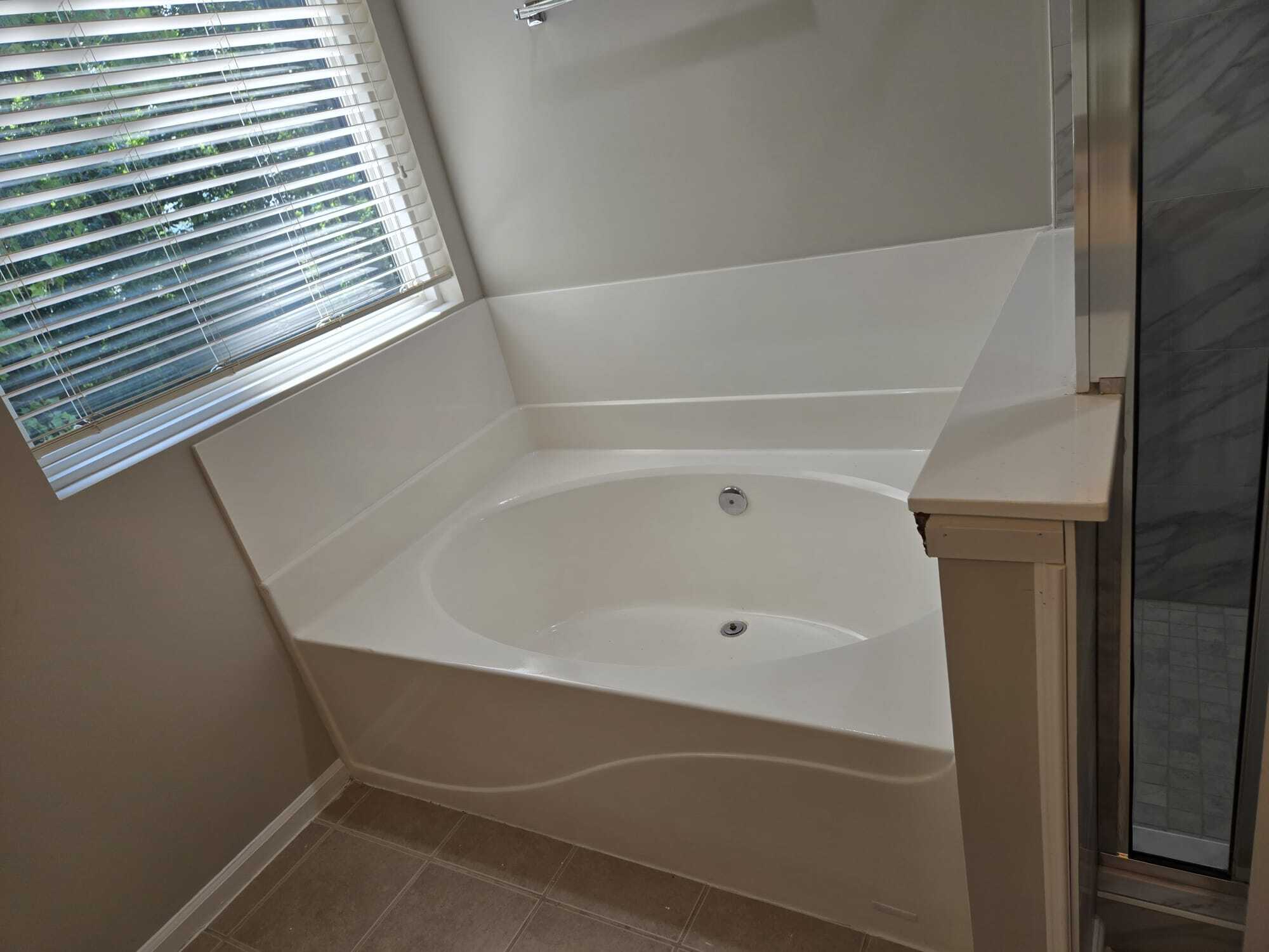 Building Photo - 12140 Old Willow Rd