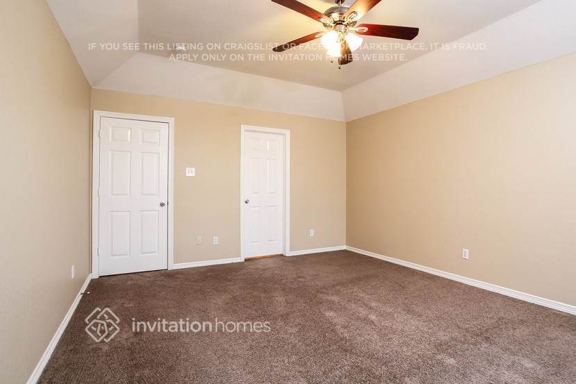 Building Photo - 9139 Prairie Trails Dr