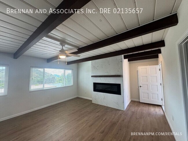 Building Photo - 330 Lento Ln