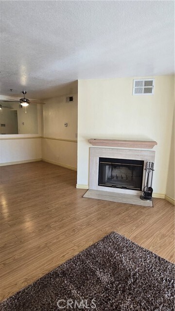 Building Photo - 5805 Oak Bend Ln