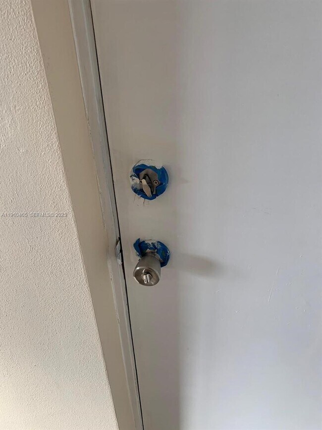 Building Photo - 710 N Ocean Blvd