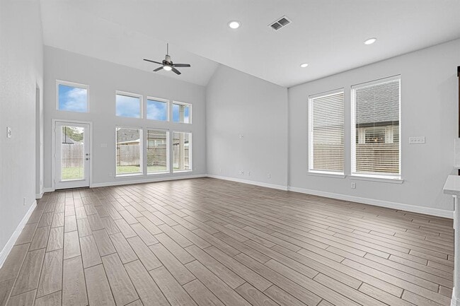 Building Photo - 24634 Carleton Lake Ln