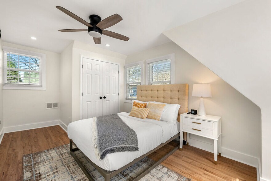 Building Photo - 659 S Peachtree St