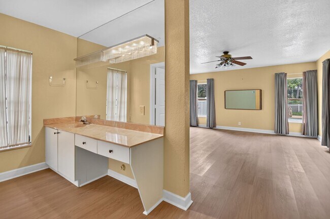 Building Photo - 2358 Deer Creek Trail