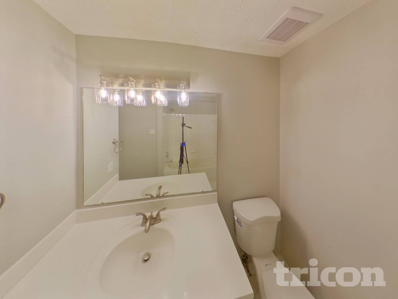 Building Photo - 9845 Bayline Cir