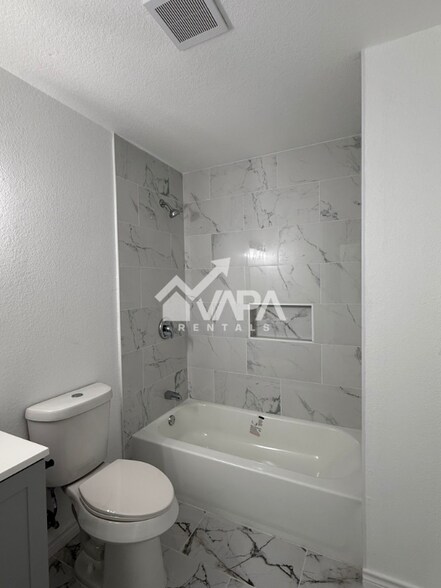 Building Photo - 8618 Ridge Mile Dr