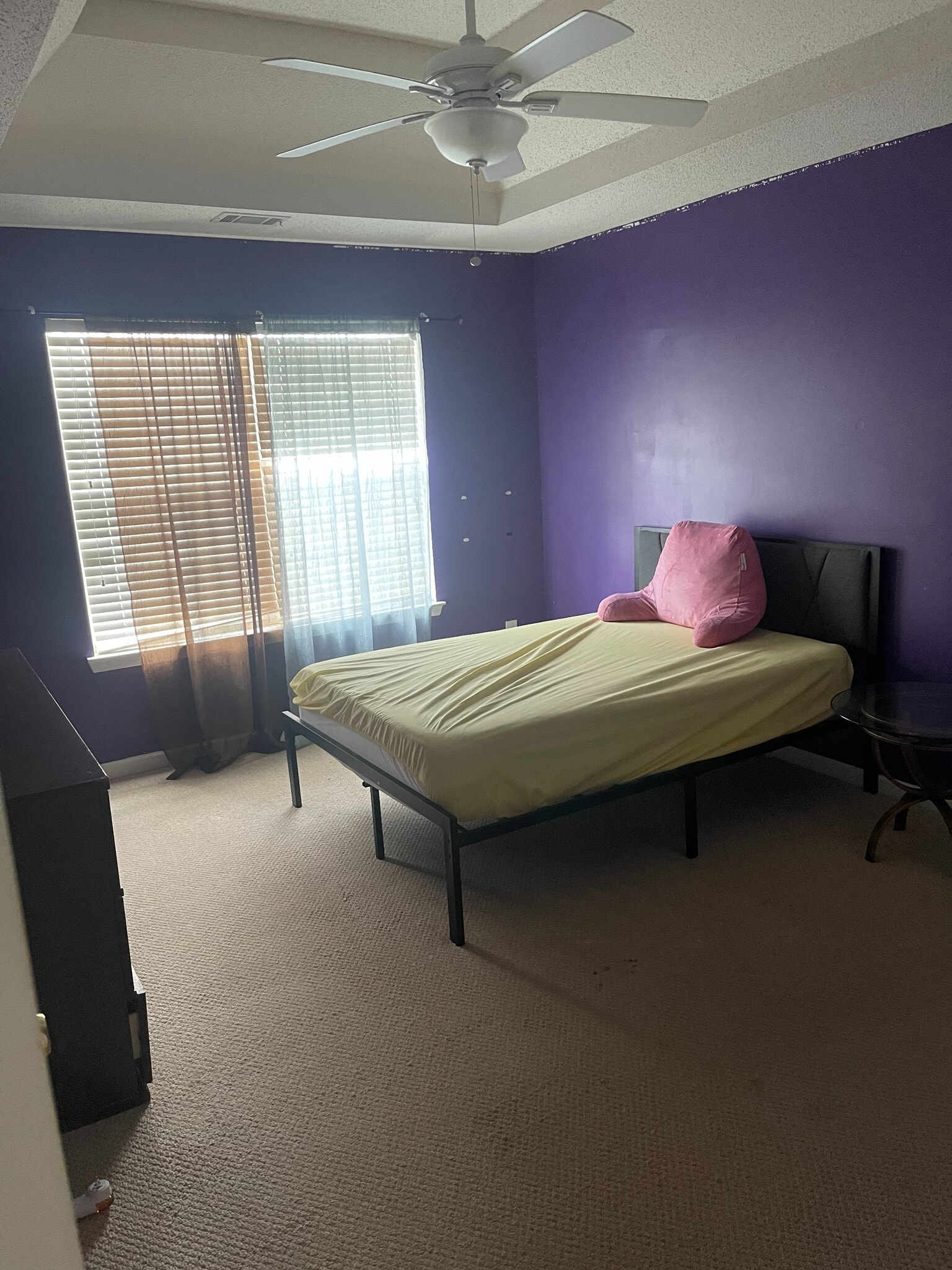 Building Photo - Room in House on Cabana Way