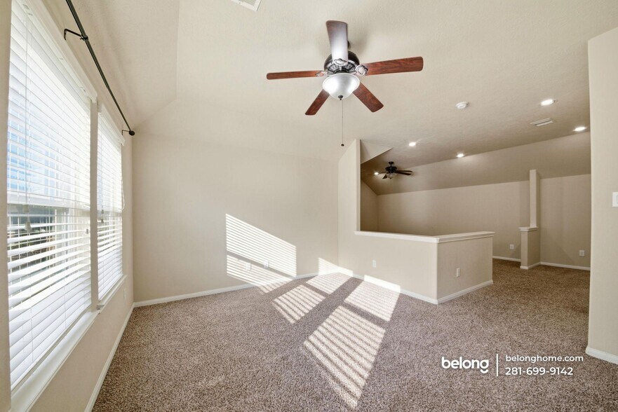 Building Photo - 20702 Sommerset Branch Ct