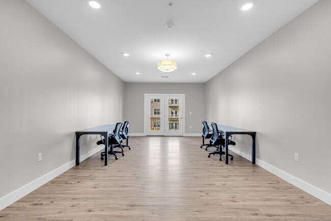 Building Photo - 104 Episcopal Rd