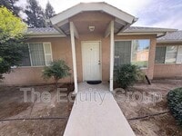 Building Photo - 376 W Sierra Ave