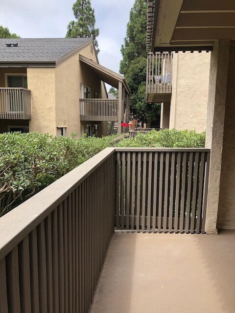 Building Photo - Prime Location in La Jolla!