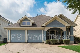 Building Photo - 9705 Meadow Rue Dr
