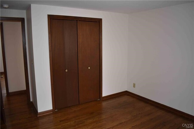 Building Photo - 8786 Pasture Gate Ln