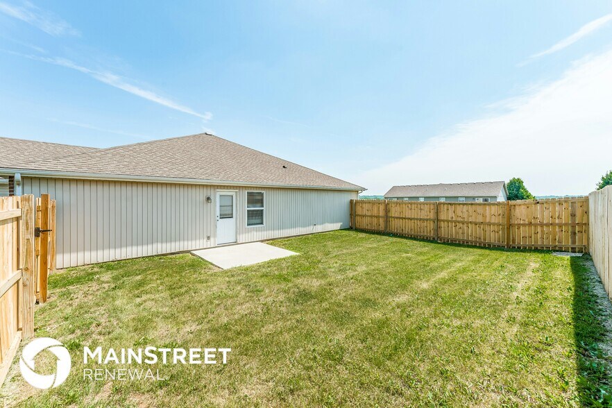 Building Photo - 212 Palmer Ct