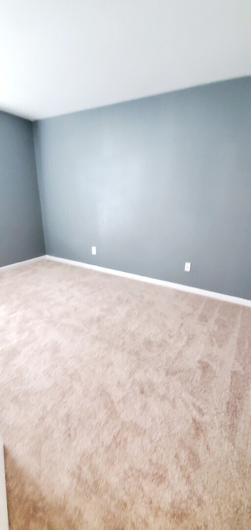 Building Photo - 3 Bedroom/2 Bath Charming Ranch