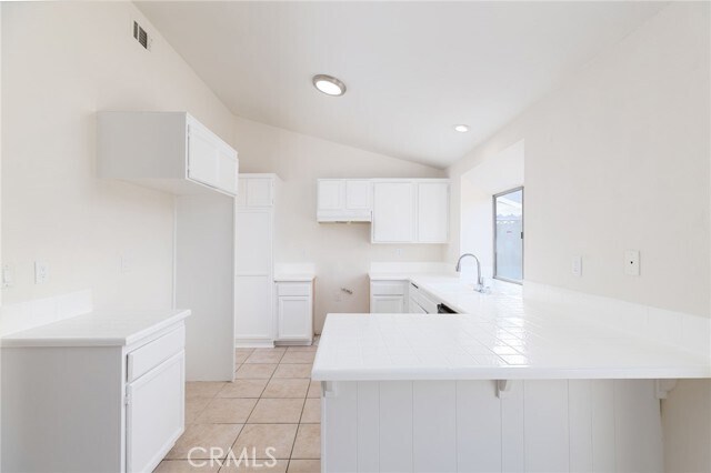 Building Photo - 286 Whirlaway St