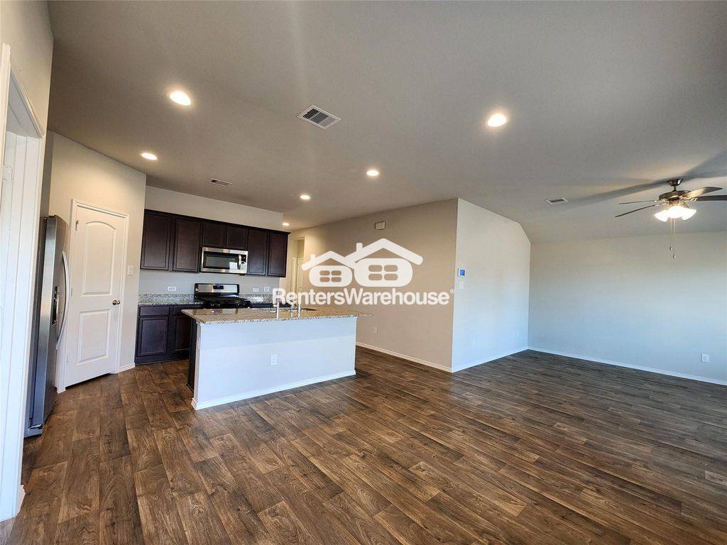 Building Photo - 18277 Eaton Mill Dr