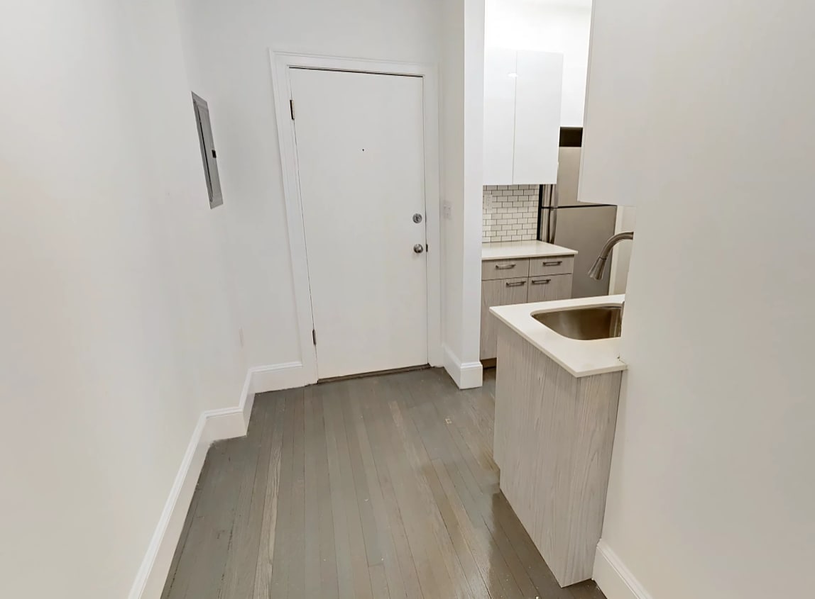 Building Photo - 30 Peterborough St