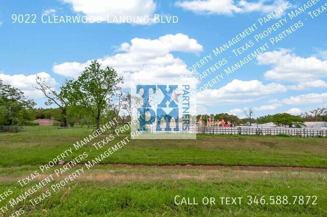 Building Photo - 9022 Clearwood Landing Blvd