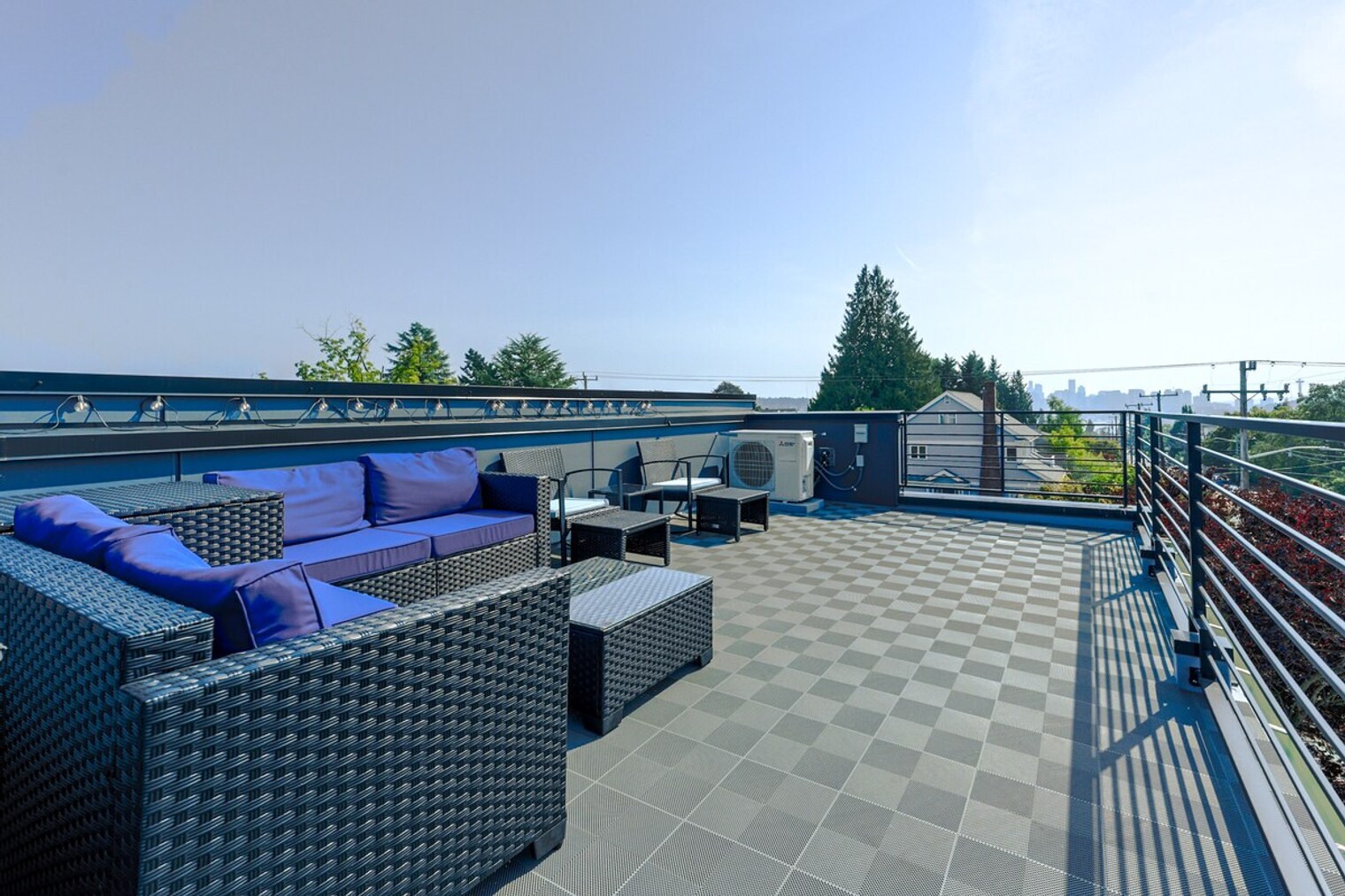 Building Photo - 4306 Wallingford Ave N