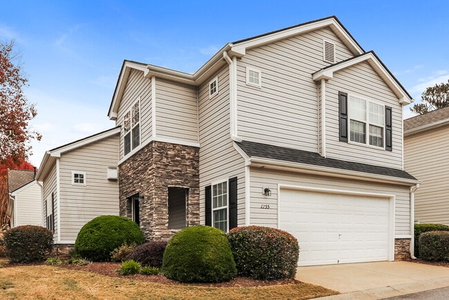 Building Photo - 1255 W Oaks Way