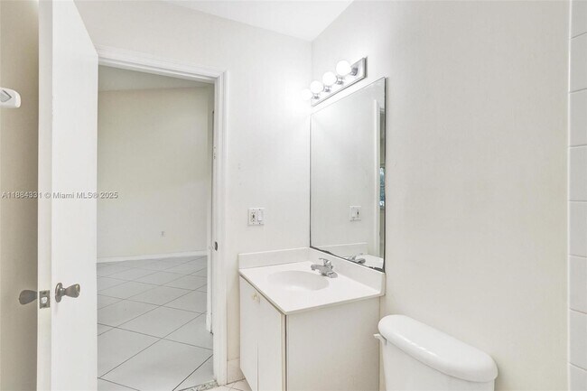 Building Photo - 2175 NW 77th Way