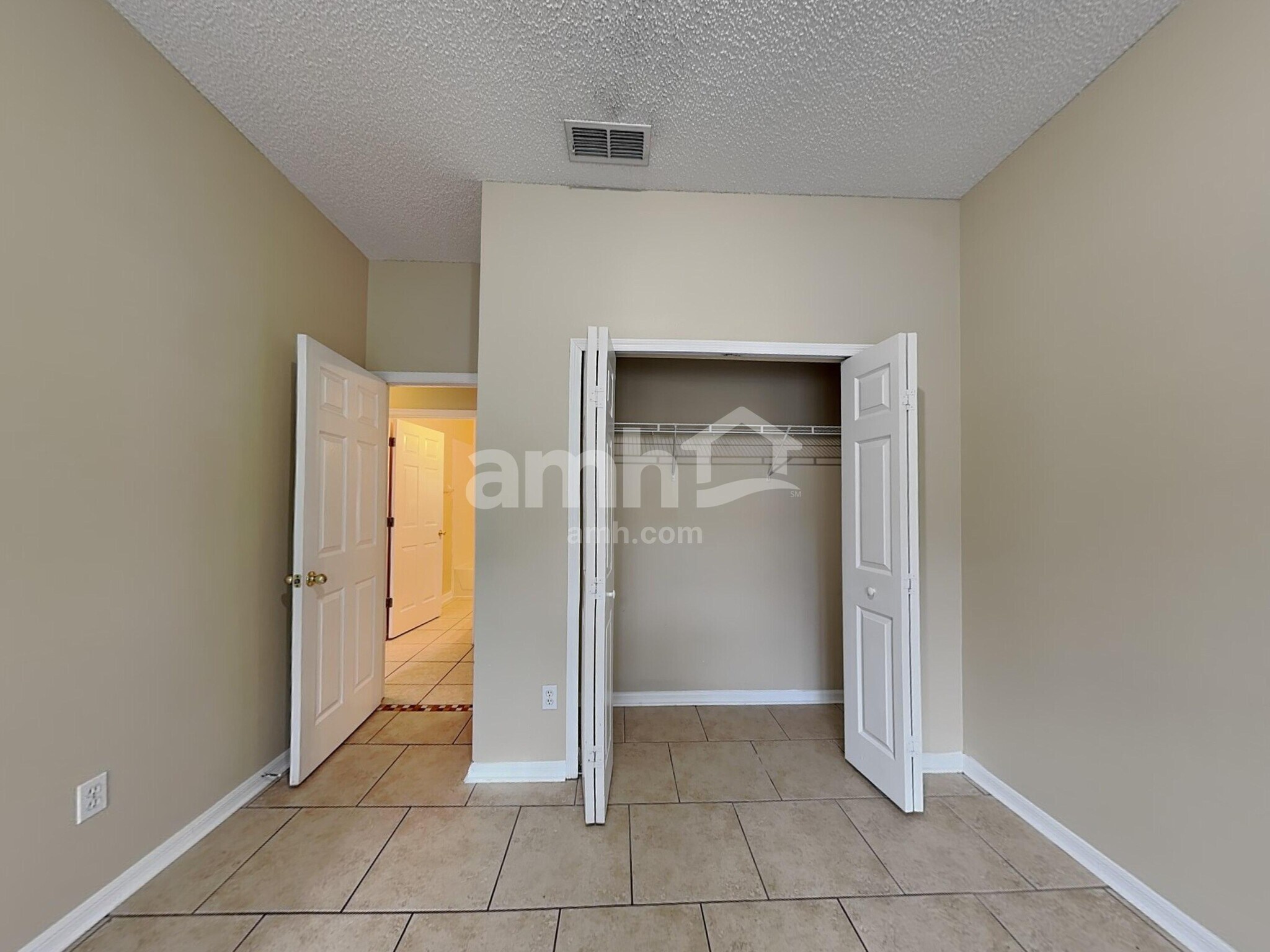 Building Photo - 1658 Silk Tree Cir