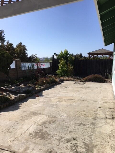 Building Photo - Coming Soon.....Oceanside Cul-de-Sac Charmer