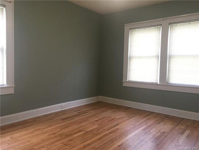 Building Photo - Rental Home-Morganton