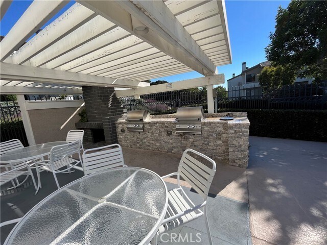 Building Photo - 270 Cagney Ln