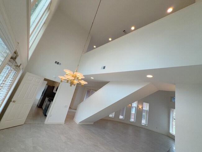 Building Photo - 11852 Taylorcrest Rd