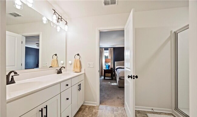 Building Photo - 167 Benelli Dr