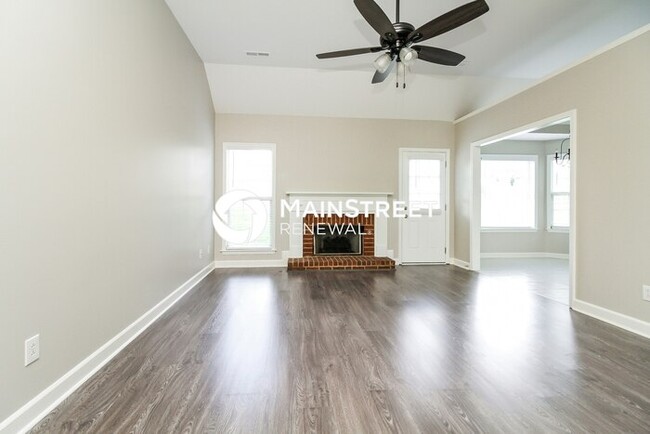 Building Photo - 2737 Aston Woods Ln
