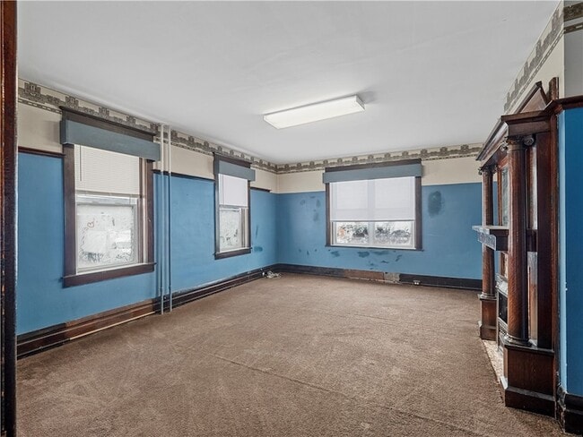 Building Photo - 2501 2nd Ave