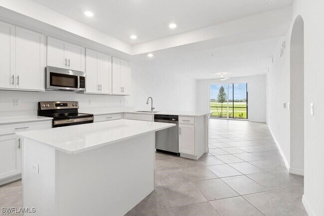 Building Photo - 5651 Double Eagle Cir