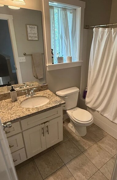 Building Photo - 12 N 450 W