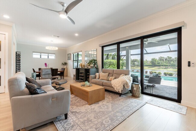 Building Photo - **25% OFF FIRST MONTHS RENT IF YOU OCCUPY ...