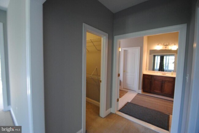 Building Photo - 22754 Brookshade Dr
