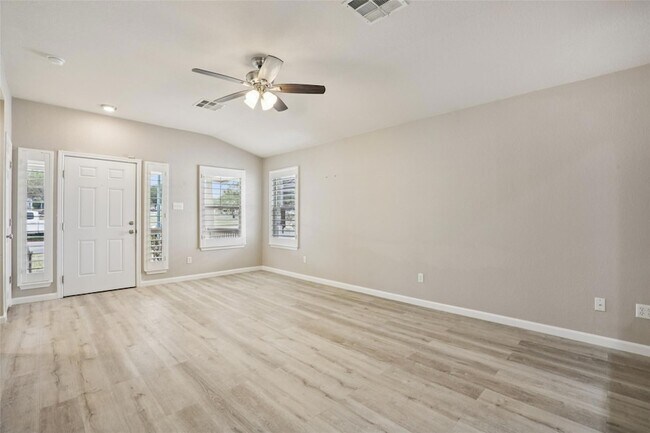 Building Photo - 4937 Hartson