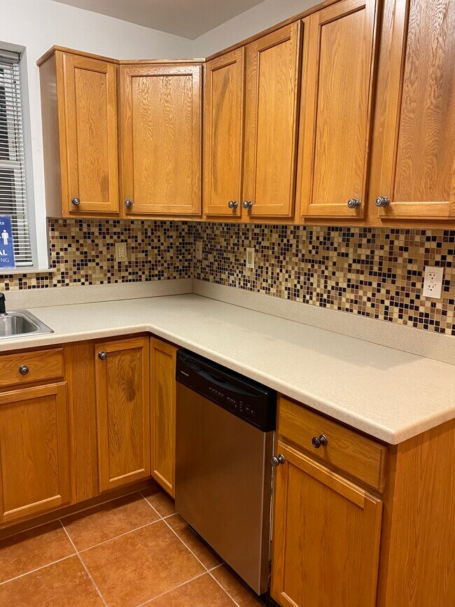 Building Photo - 3059 38th St