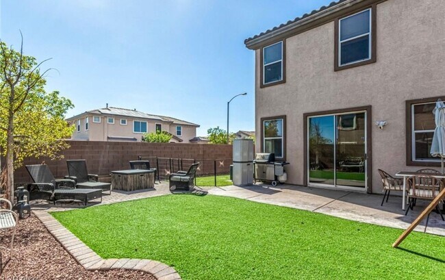 Building Photo - 7514 Dobroyd Dr