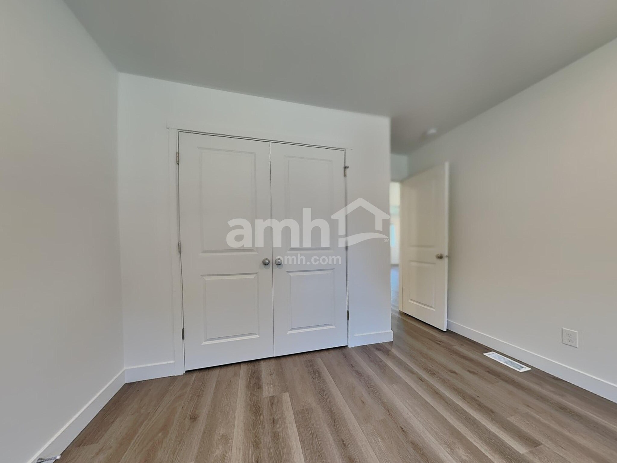 Building Photo - 7705 Brenden St SW