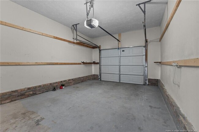 Building Photo - 6897 Candlewood Dr