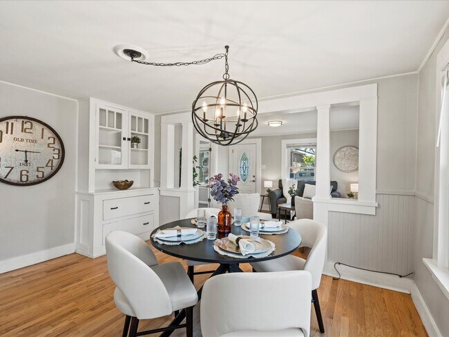 Building Photo - Charming Updated Bungalow near Downtown De...