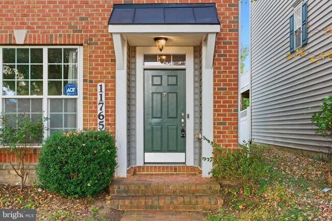 Building Photo - 11765 Skylark Rd