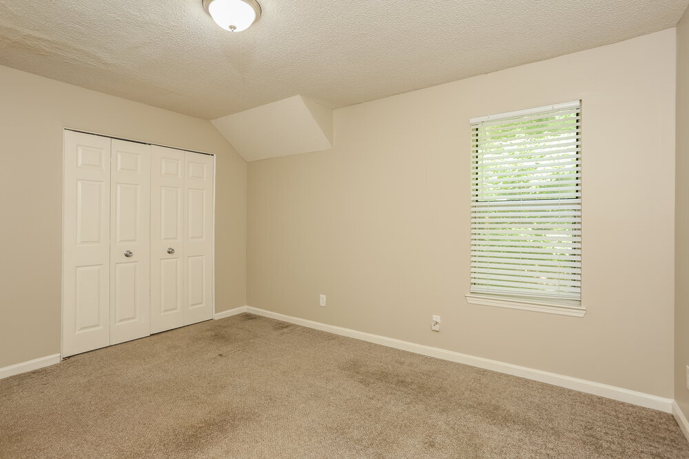 Building Photo - 2400 Boone Pl