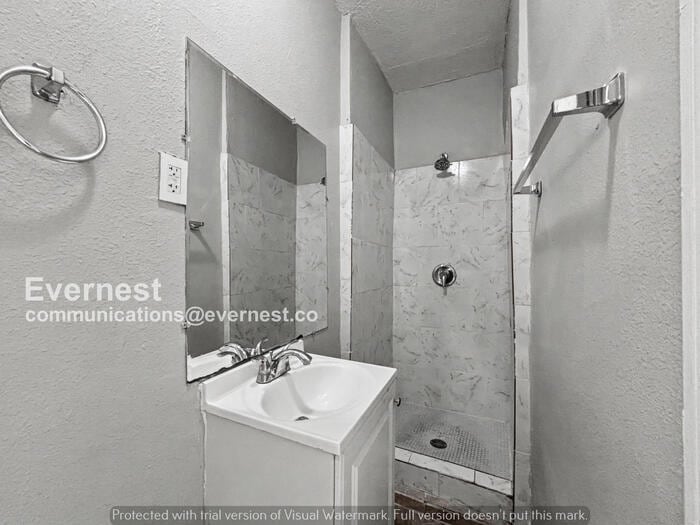 Building Photo - 913 Alecon Dr