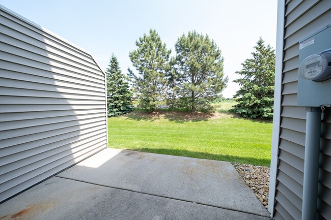 Building Photo - 15241 Spring Brook Terrace
