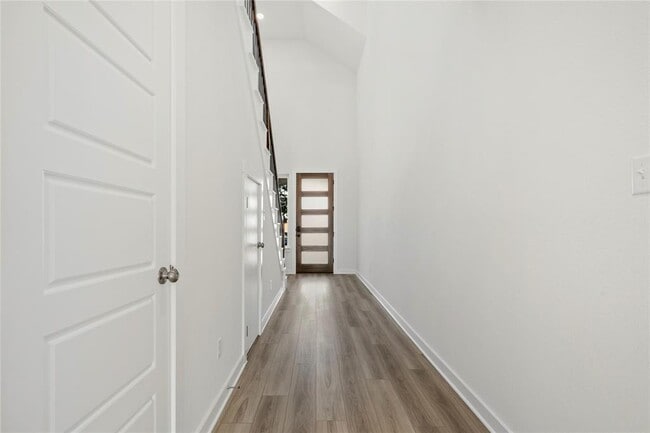 Building Photo - 2521 Dabster Dr