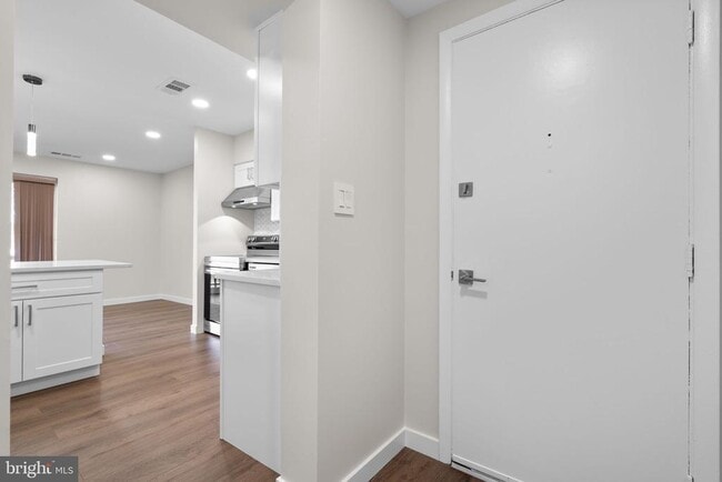 Building Photo - 10053 Windstream Dr